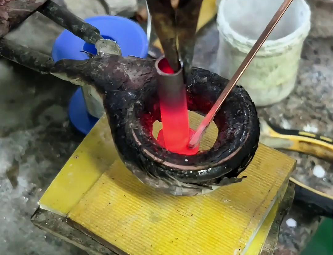 铜管焊接不用愁，高频焊机来解忧