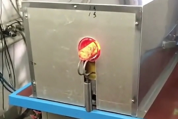 160KW超音频简易锻造加热炉，一拖二加热圆柱毛坯钢材料(图4)