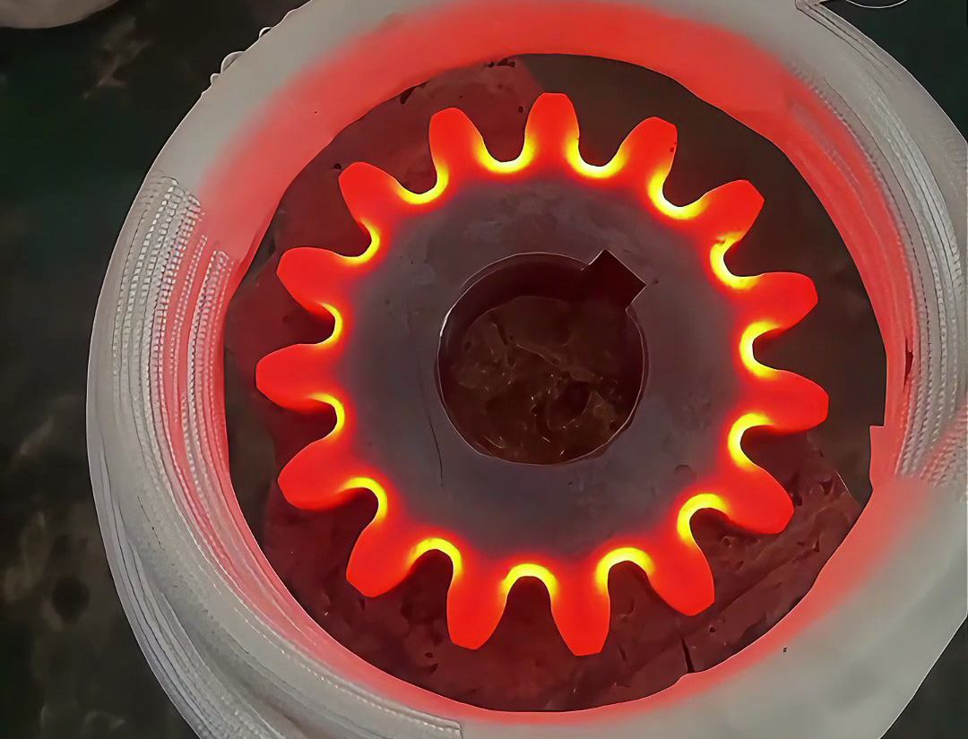 海拓 60kW 高频加热淬火机齿轮试样实测：80mm 齿轮边牙硬度达标 50HRC，数据说话！