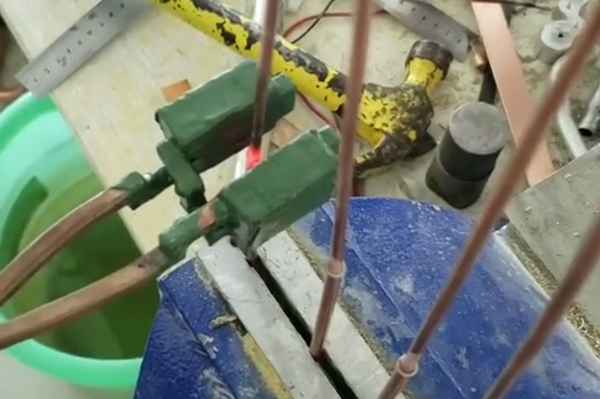 手持式高频加热机，高频焊机是焊接铜管工具